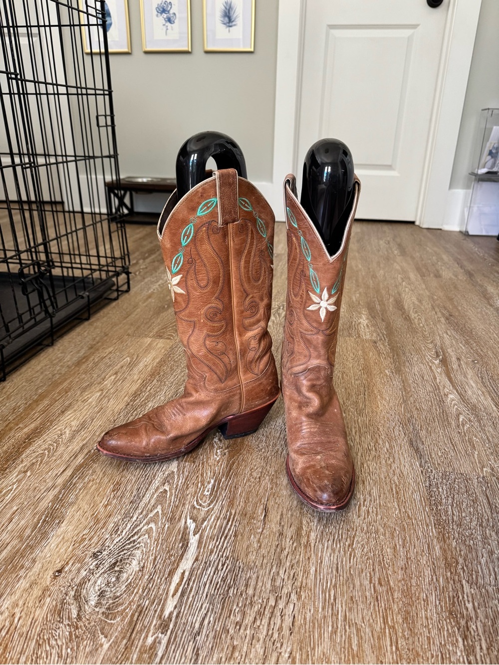 Justin Brown Leather Women's Cowboy Boots with Turquoise Embroidery